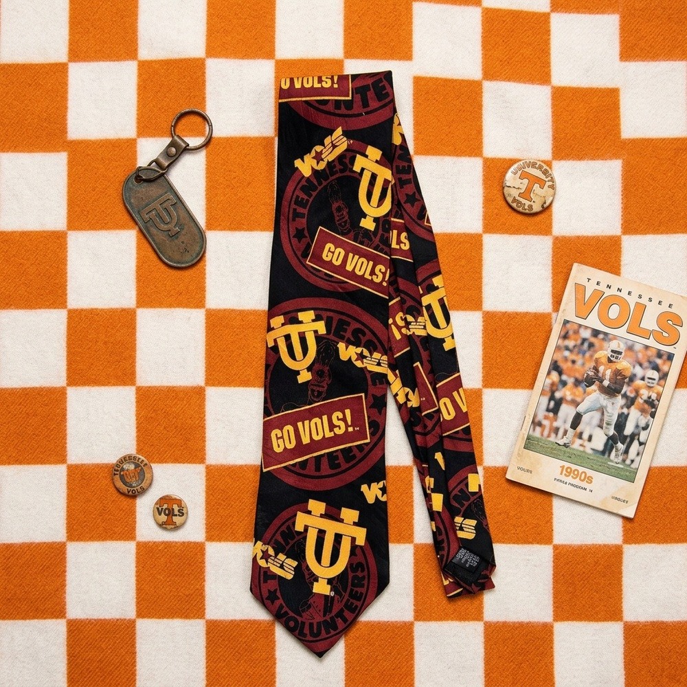 Vintage 1994 Ralph Marlin Tennessee Volunteers Tie UT Vols Novelty Necktie USA